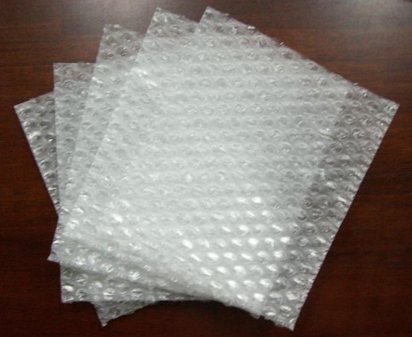 画像6: 送料無料・エアーキャップ袋 140×170+ミミ45mm 「50枚・1000枚」CD対応サイズ (6)